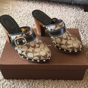 Like new, Coach clogs